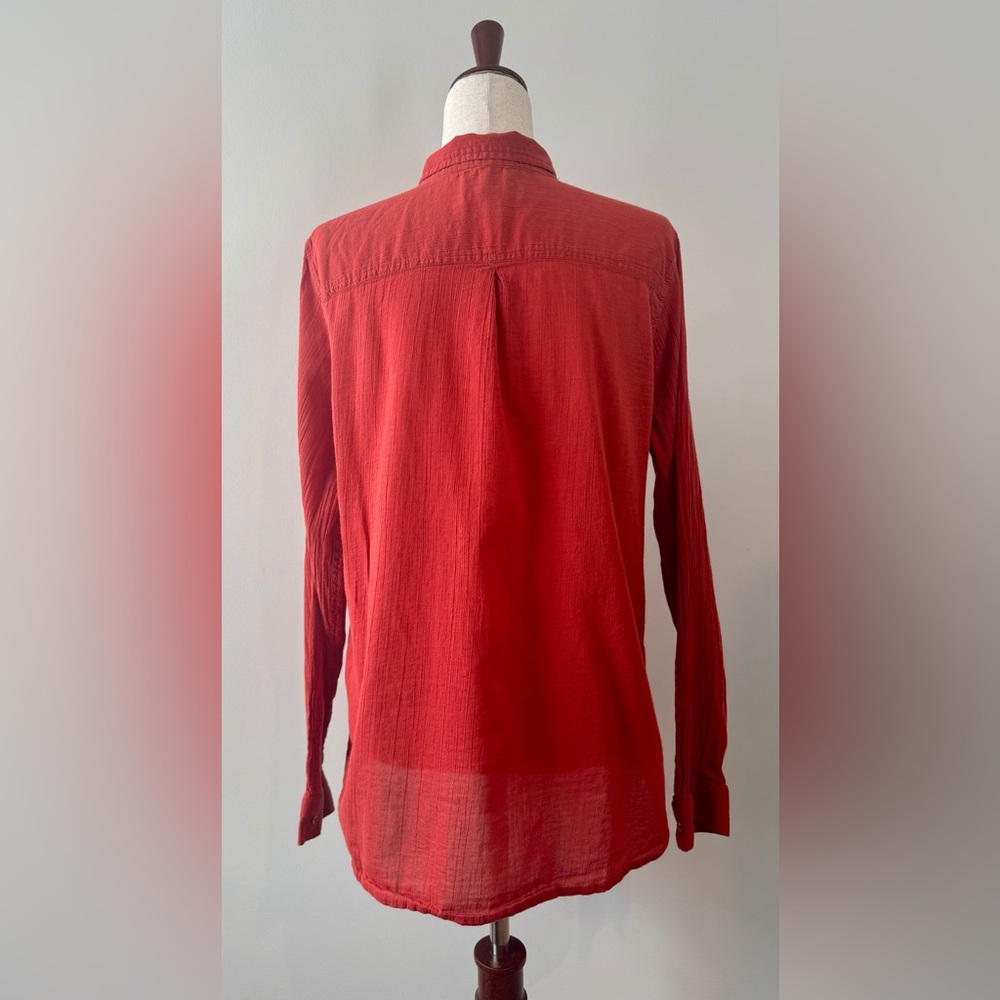 Banana Republic Solid Voile Button Front Boyfrien… - image 4